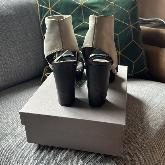 Amazing COCLICO Dittany Platform Sandal - Picture 4 of 10